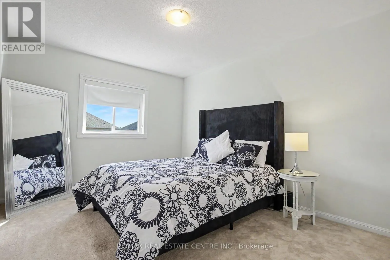 276 SHERWOOD ROAD
