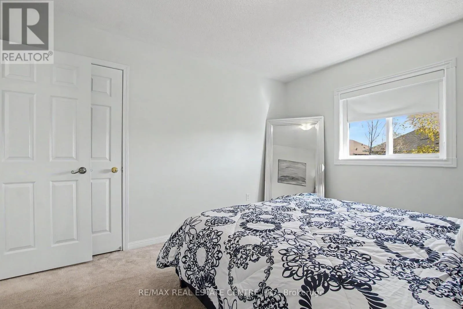 276 SHERWOOD ROAD