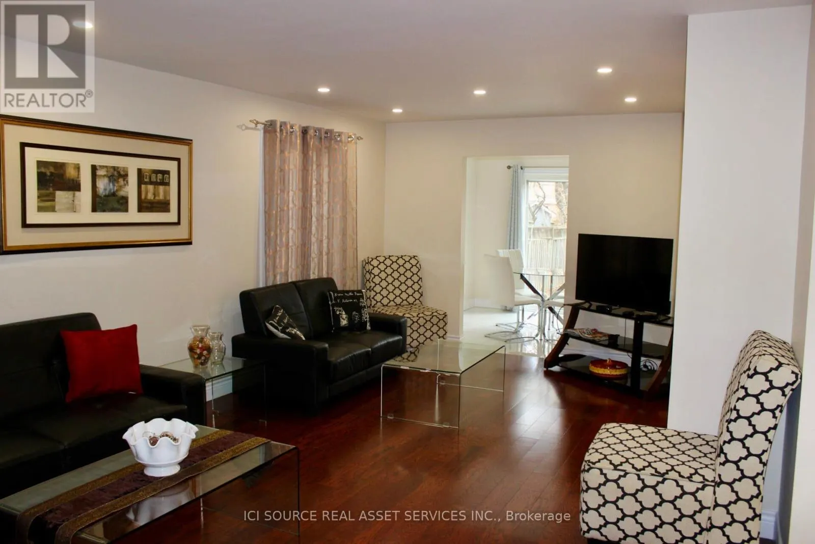 UPPER - 5164 PALOMAR CRESCENT