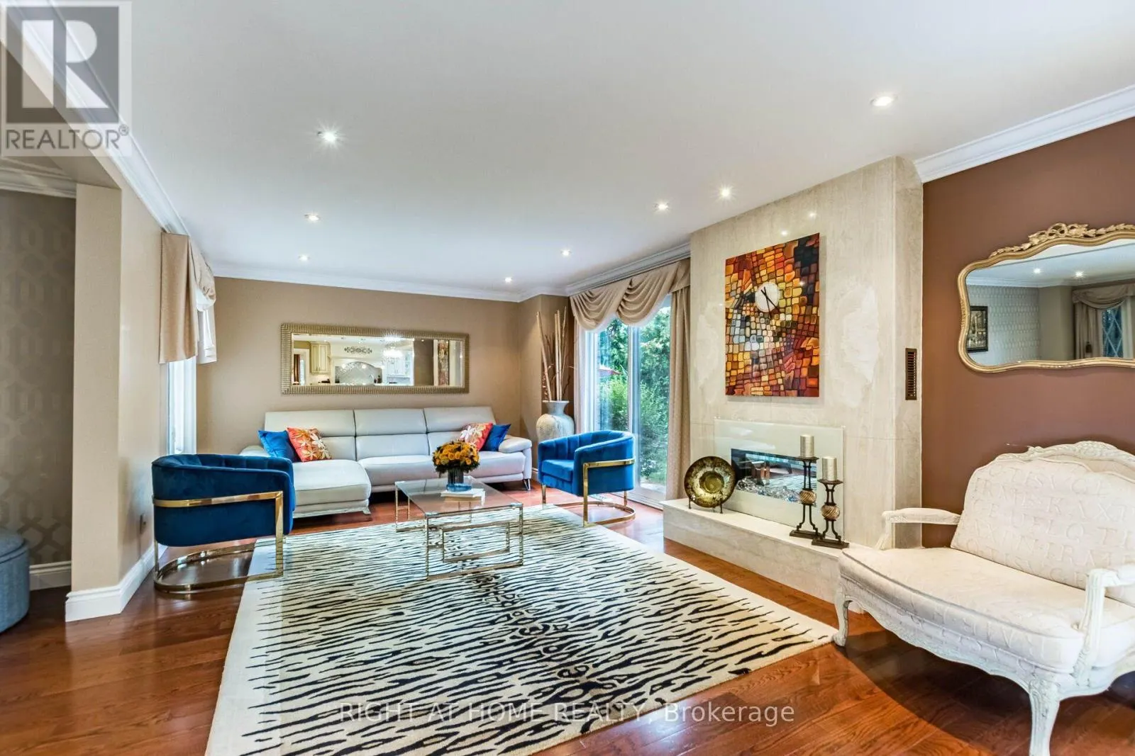 2029 SAINT ANDREW'S PLACE