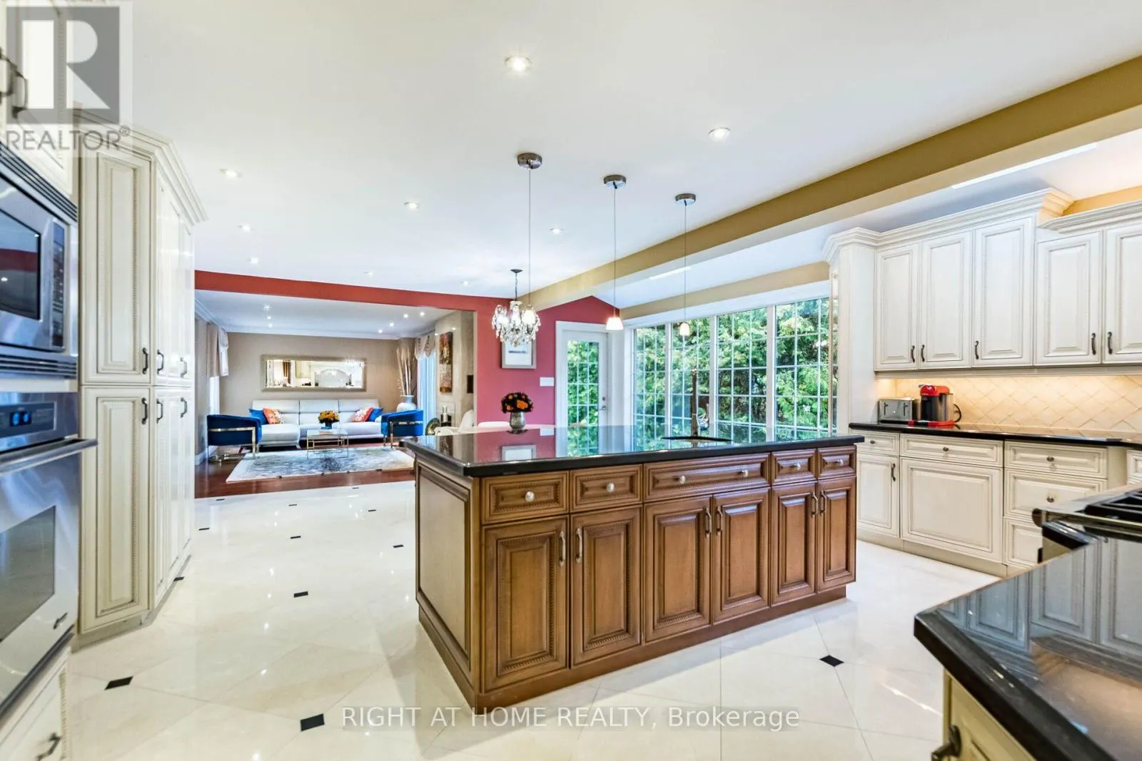 2029 SAINT ANDREW'S PLACE