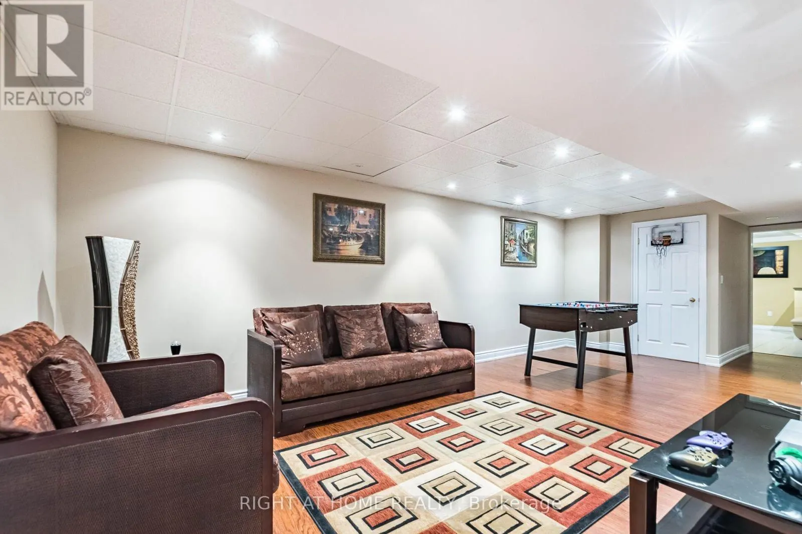 2029 SAINT ANDREW'S PLACE