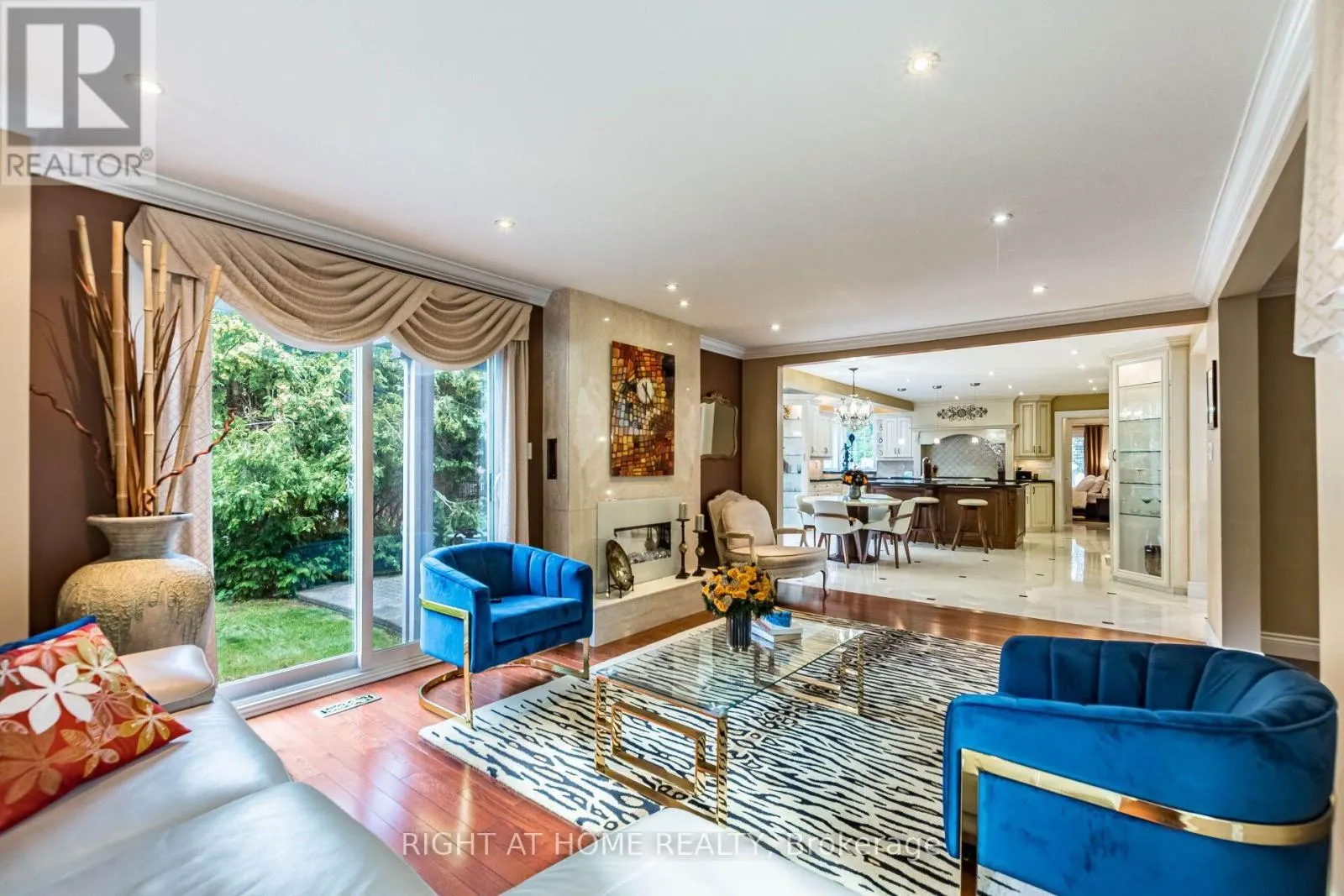 2029 SAINT ANDREW'S PLACE