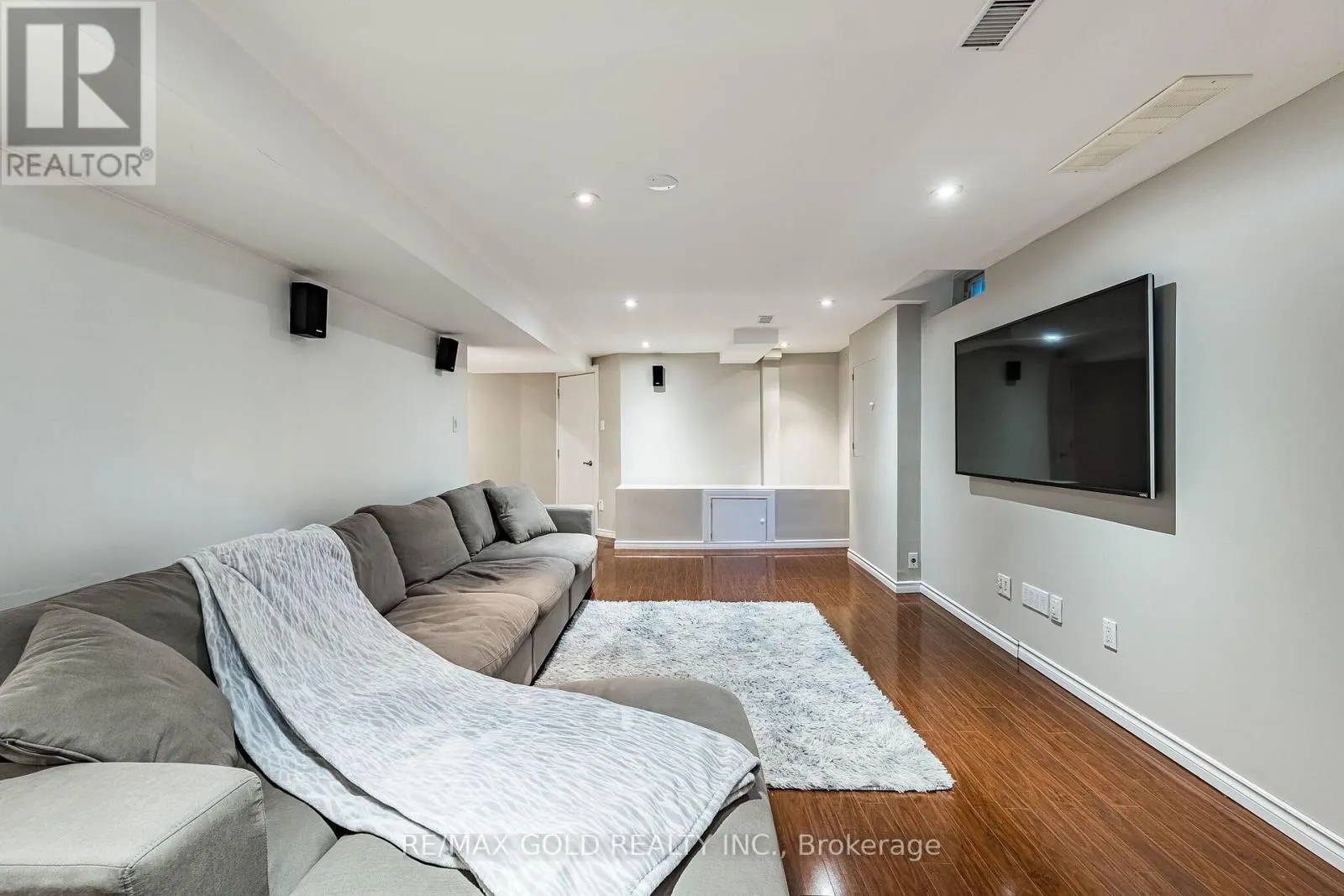 97 SUNDRIDGE STREET