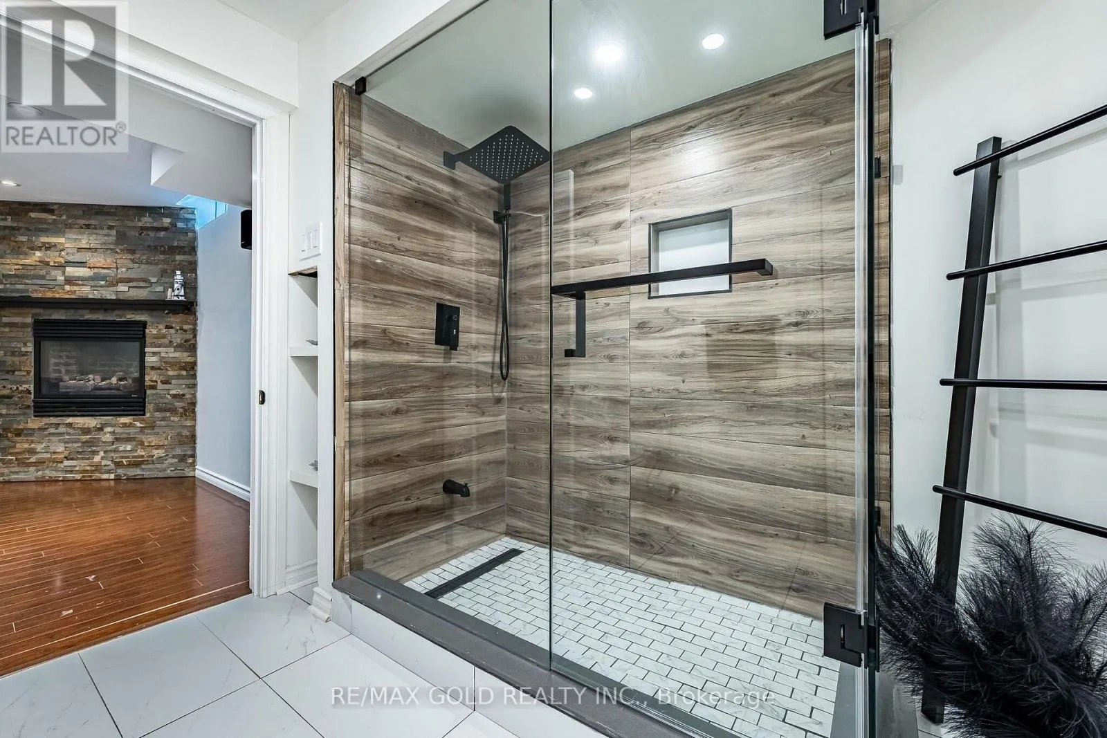 97 SUNDRIDGE STREET