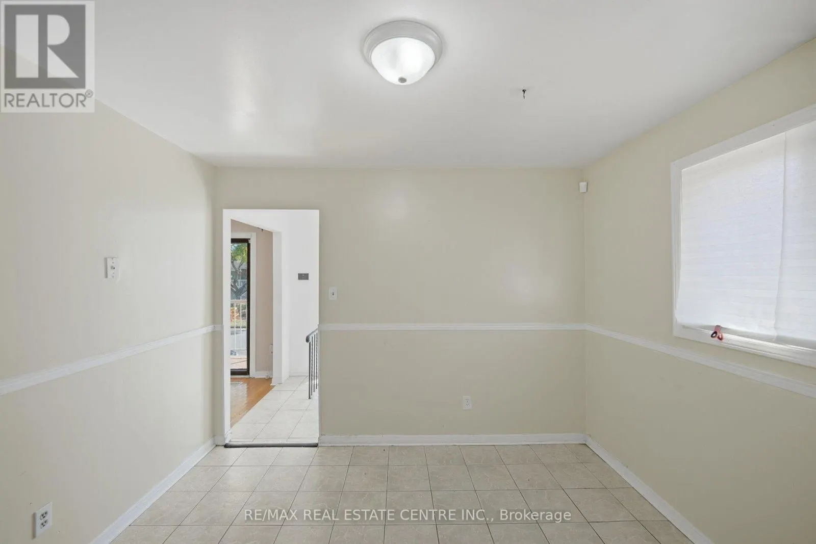 10 MAJOR OAKS DRIVE