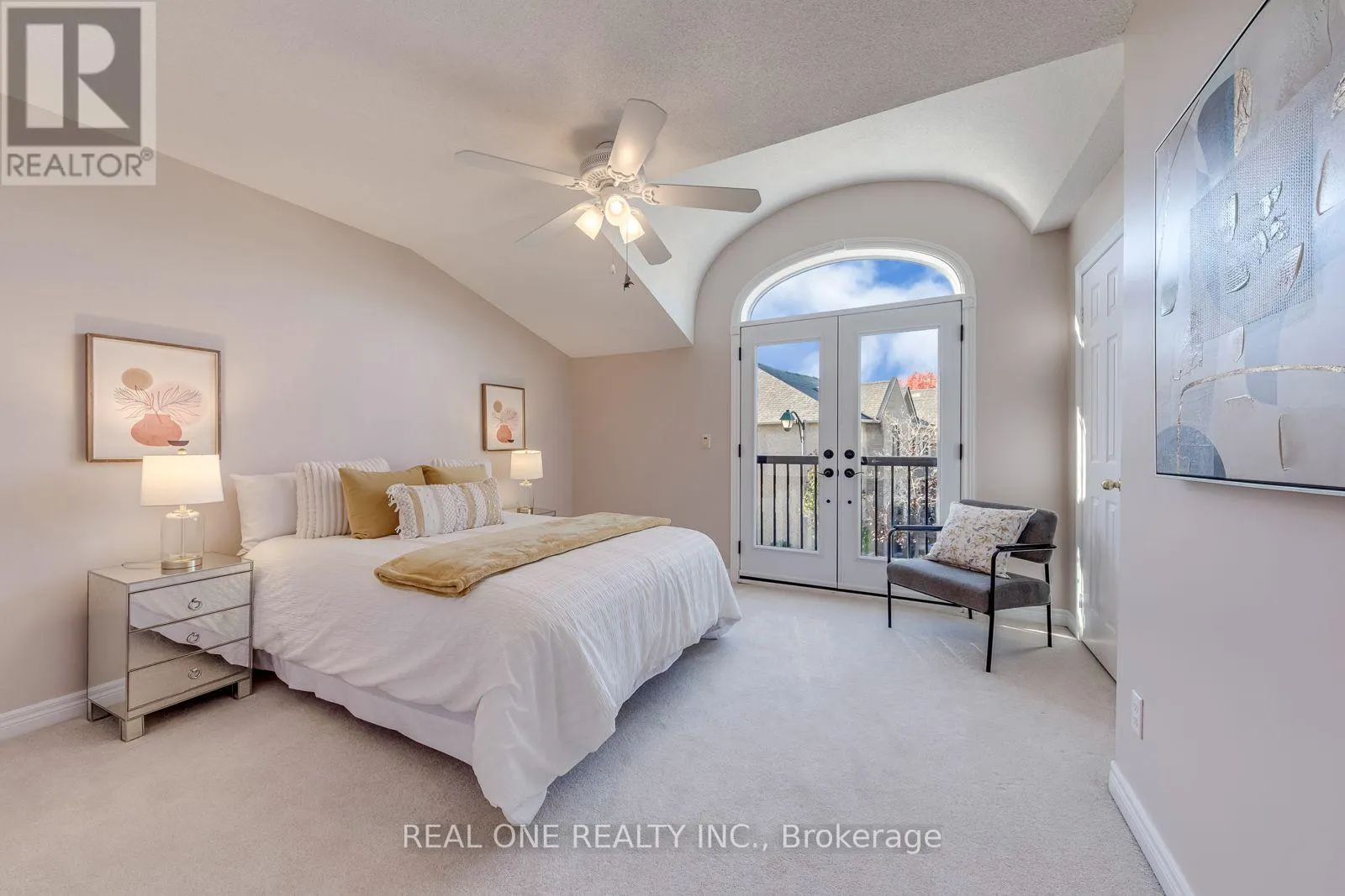 68 - 2250 ROCKINGHAM DRIVE