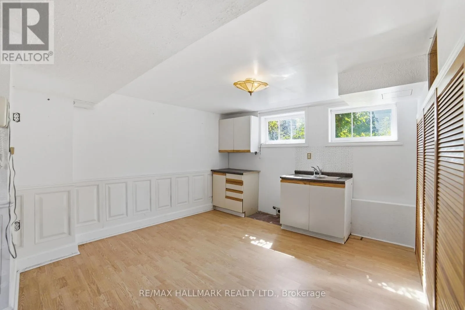 1392 REBECCA STREET