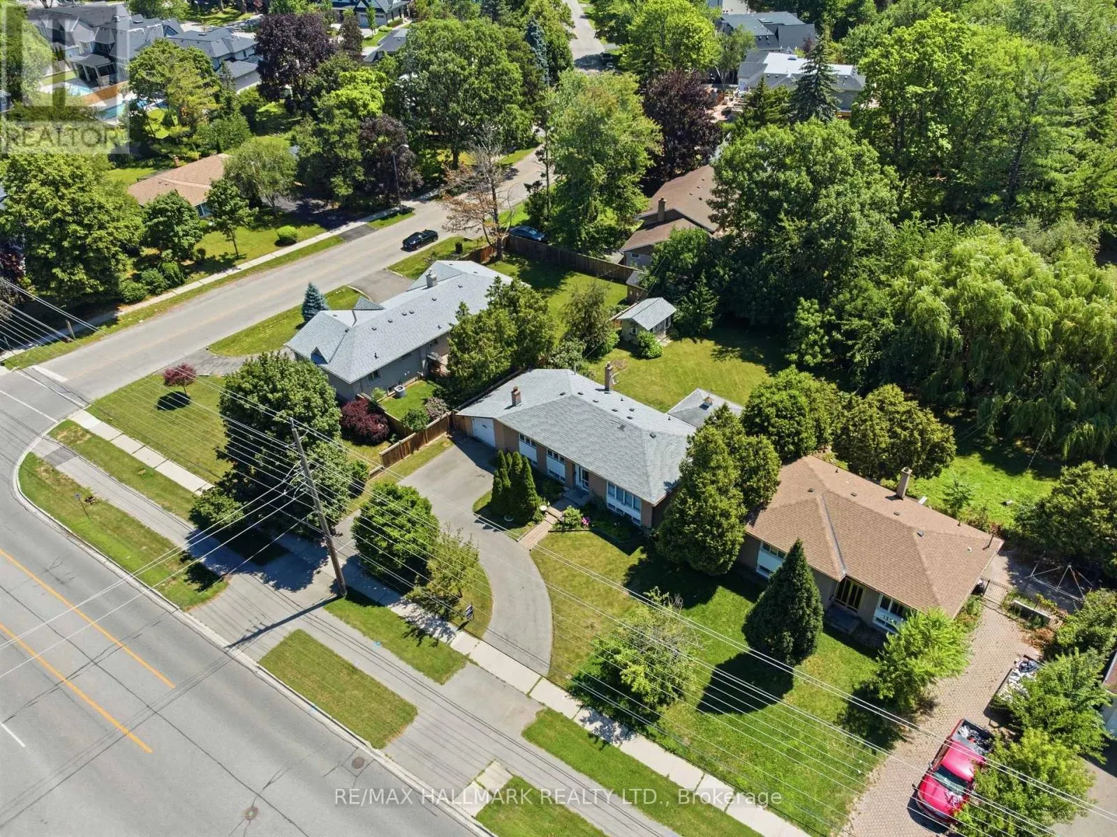 1392 REBECCA STREET