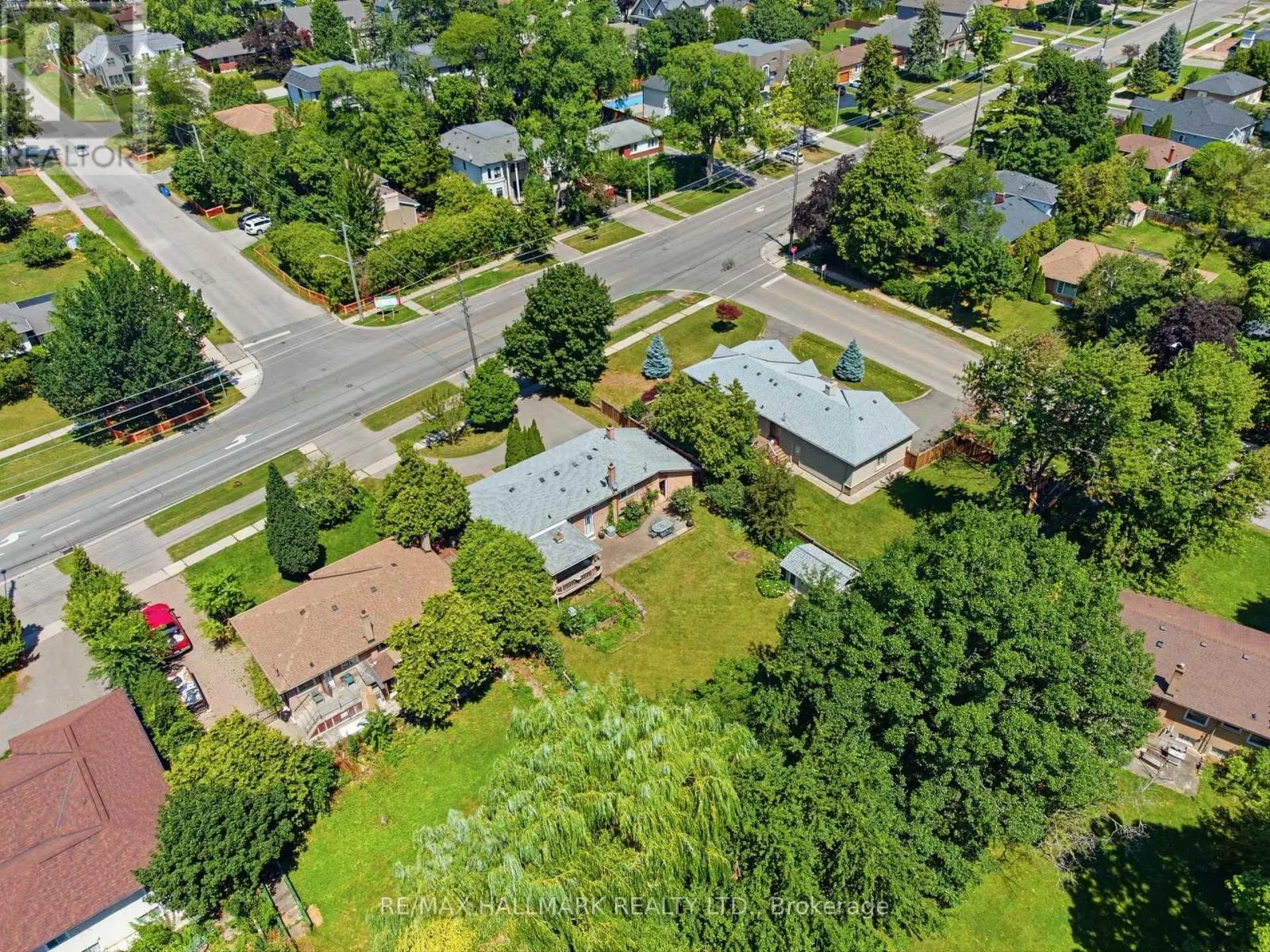 1392 REBECCA STREET