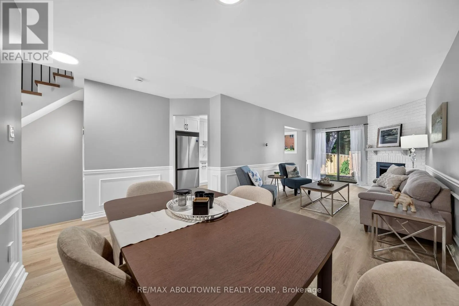 4353 SAWMILL VALLEY DRIVE