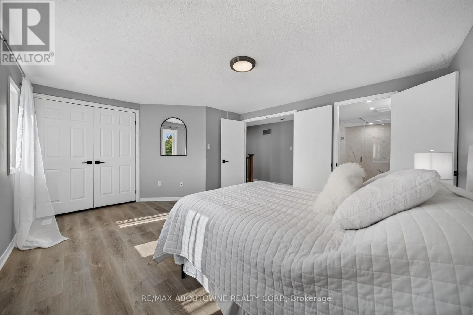 4353 SAWMILL VALLEY DRIVE