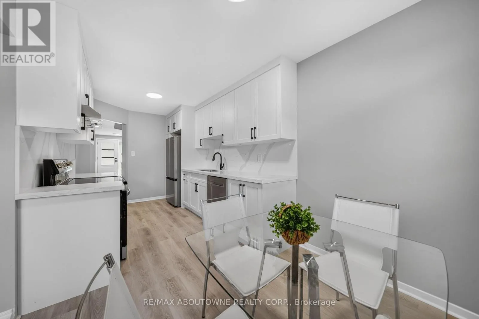 4353 SAWMILL VALLEY DRIVE