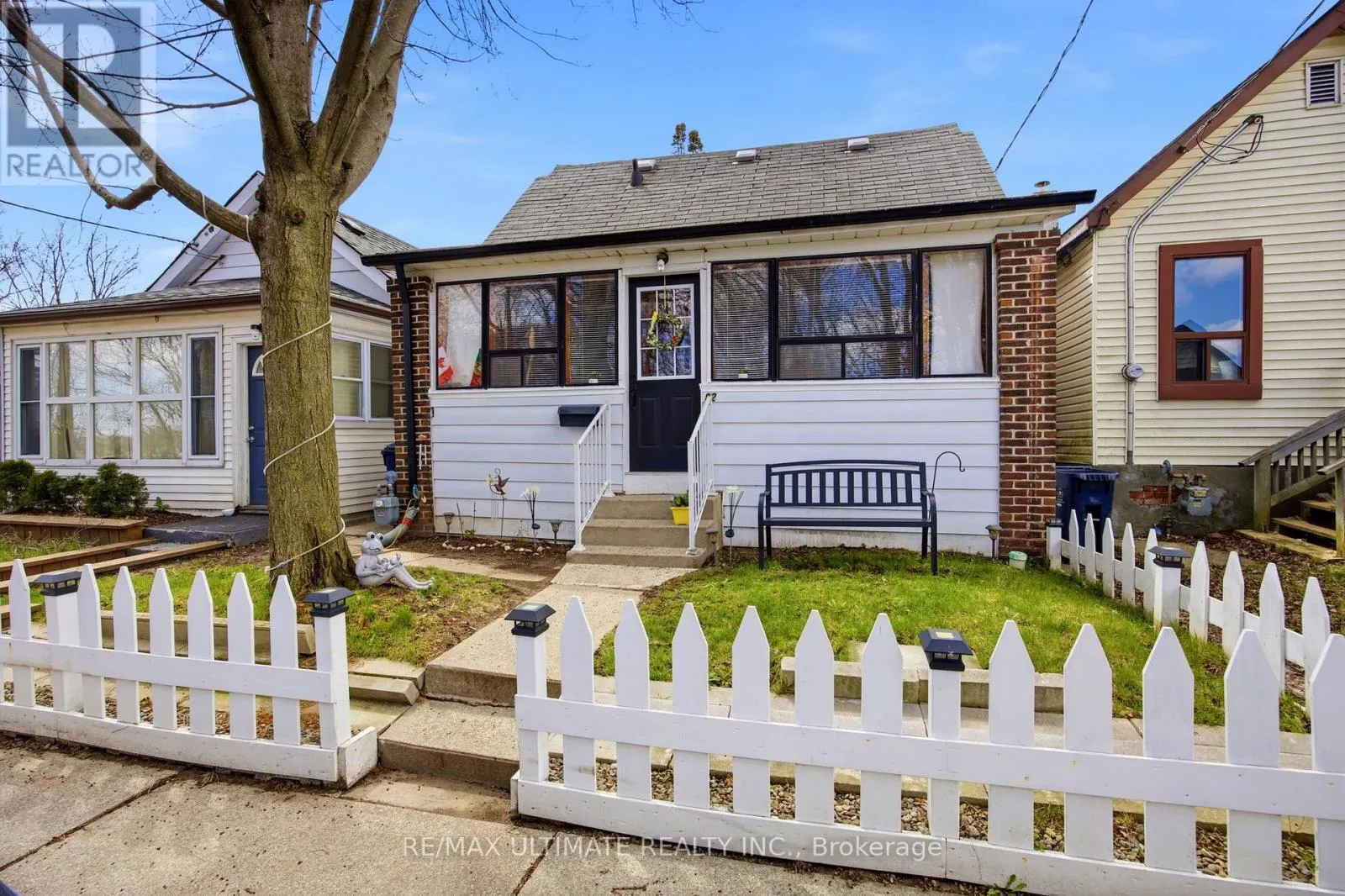 82 BEECHWOOD AVENUE
