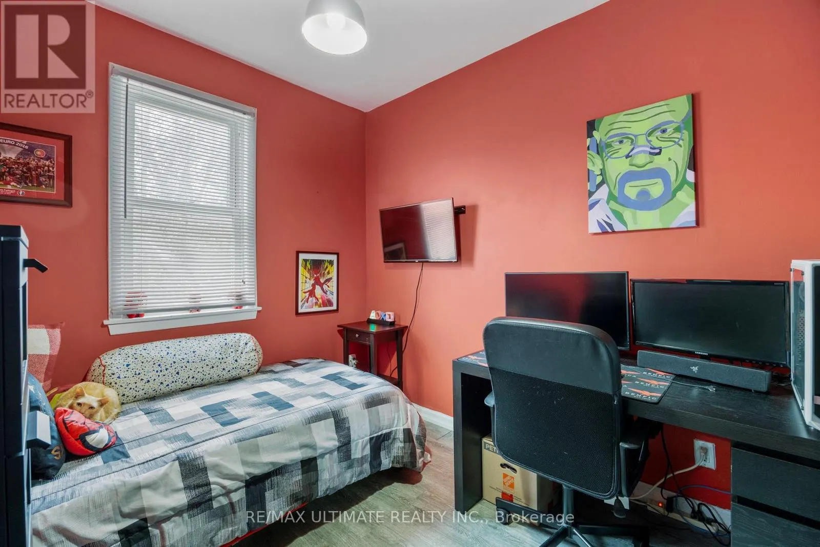 82 BEECHWOOD AVENUE