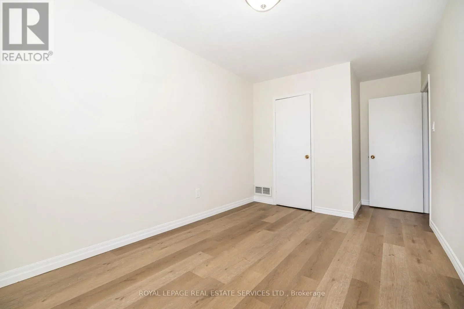 51 - 707 BURNHAMTHORPE ROAD