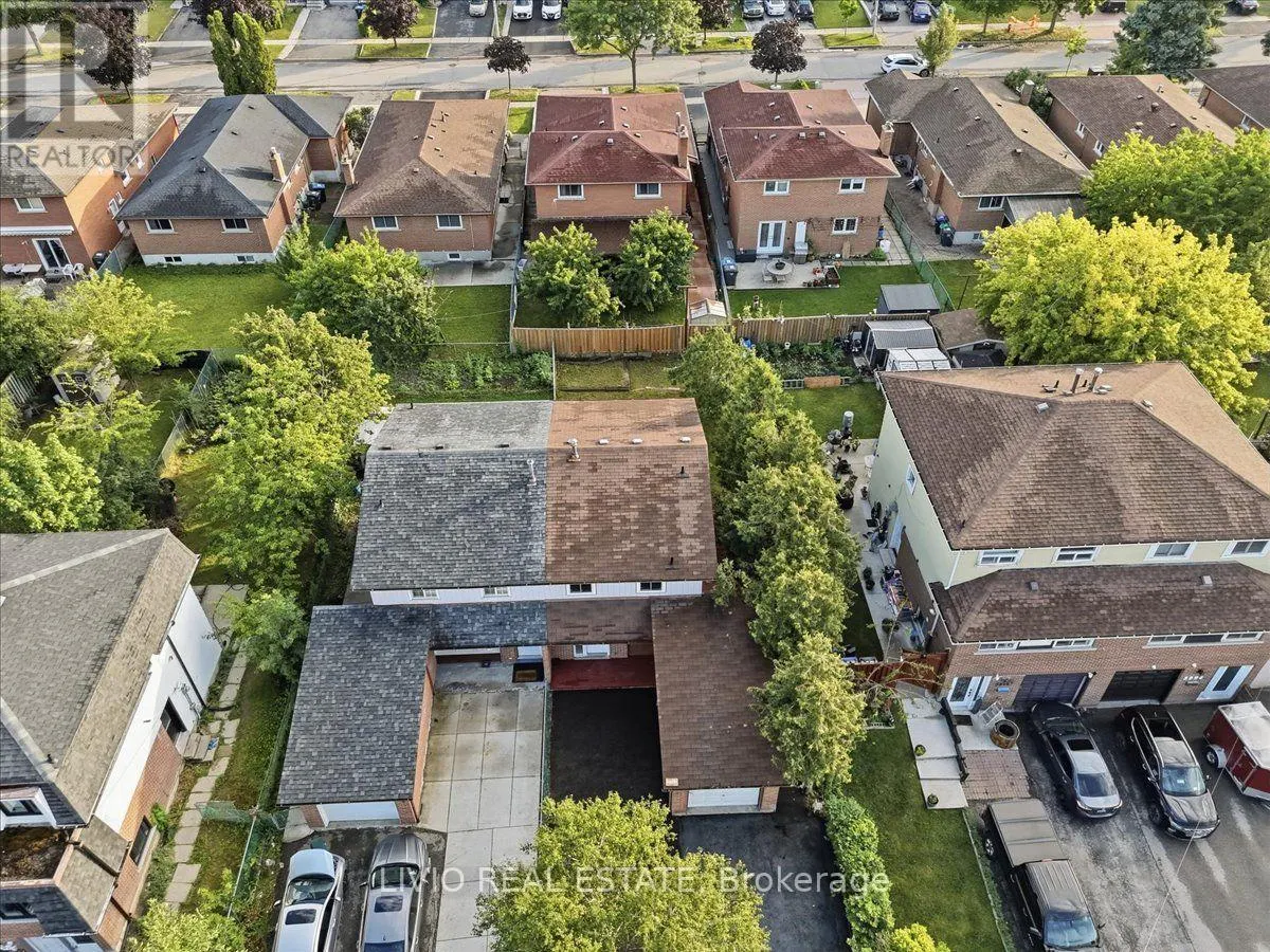 4002 BRANDON GATE DRIVE