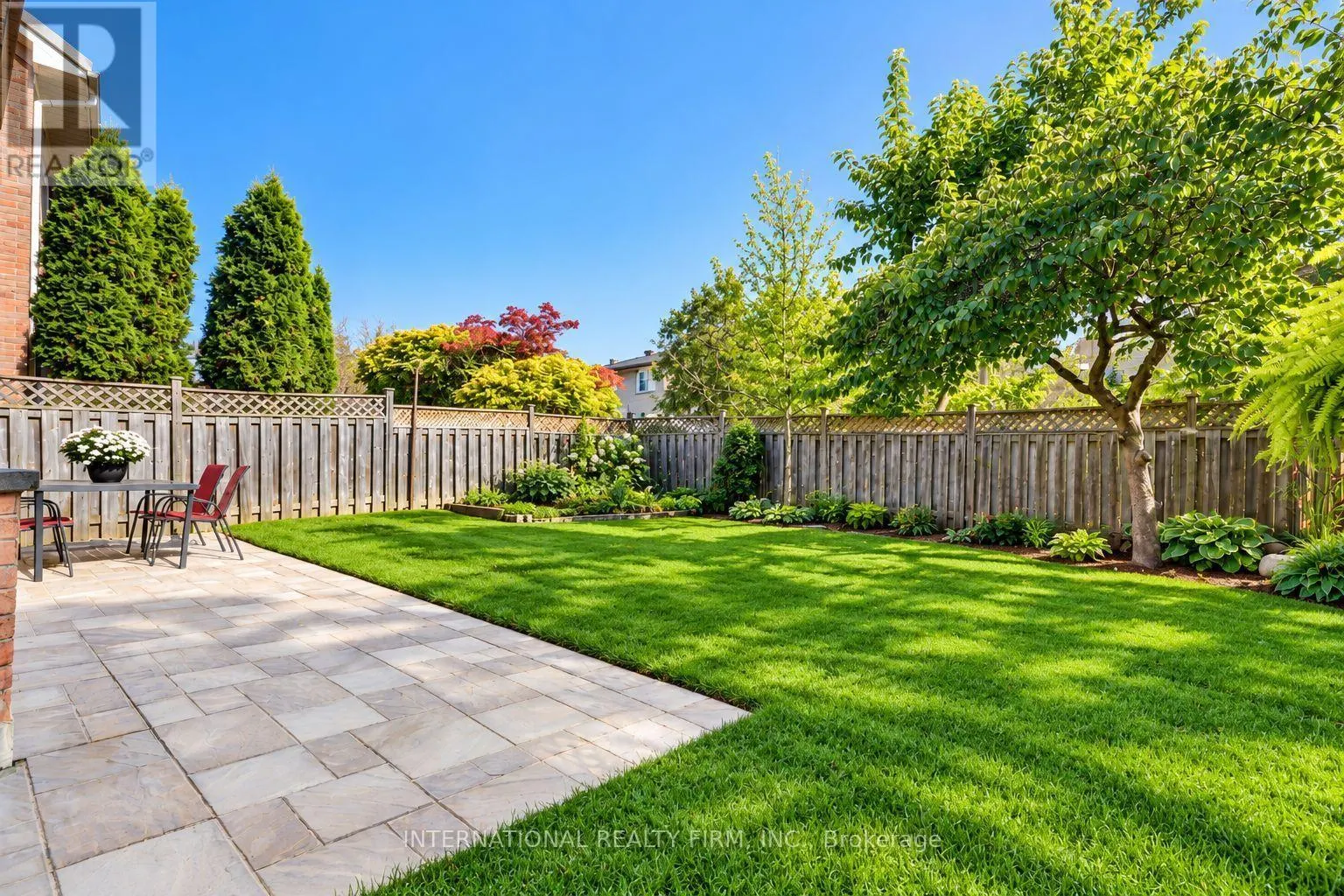 297 KINGSBRIDGE GARDEN