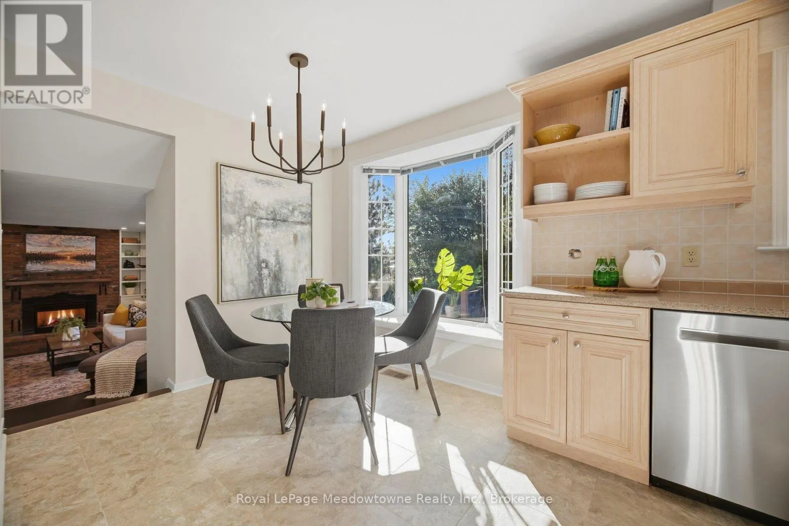 322 KINGSWAY PLACE