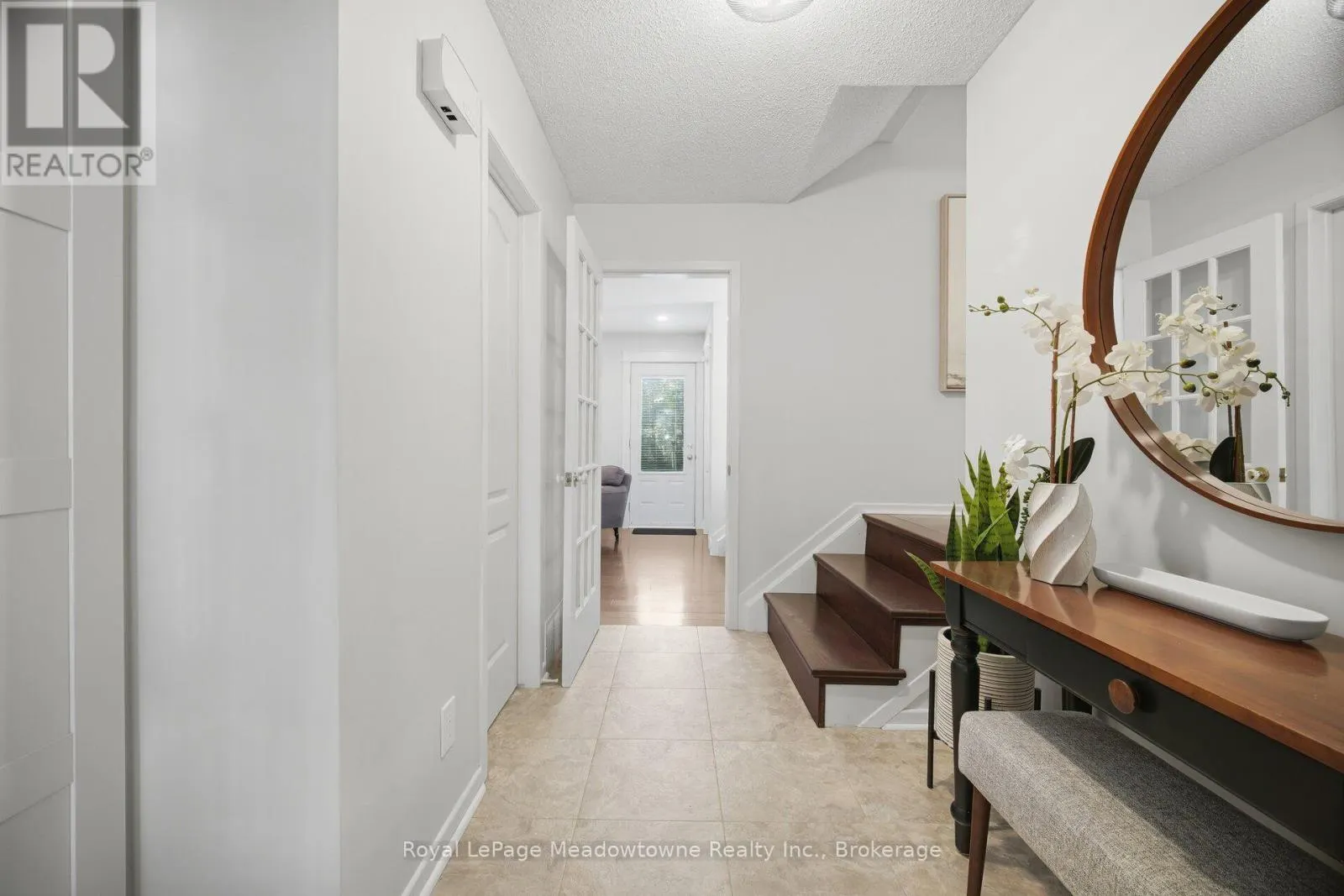 322 KINGSWAY PLACE