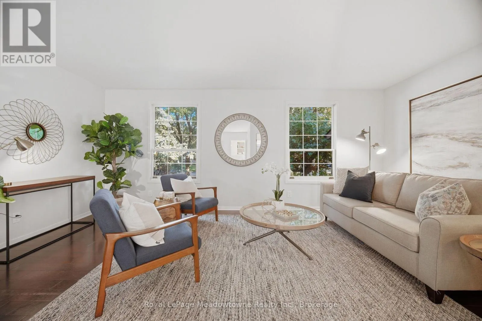 322 KINGSWAY PLACE