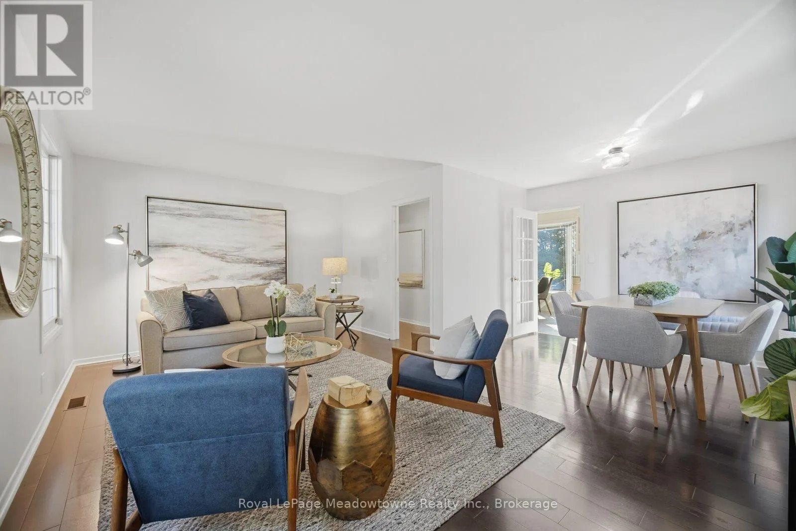 322 KINGSWAY PLACE
