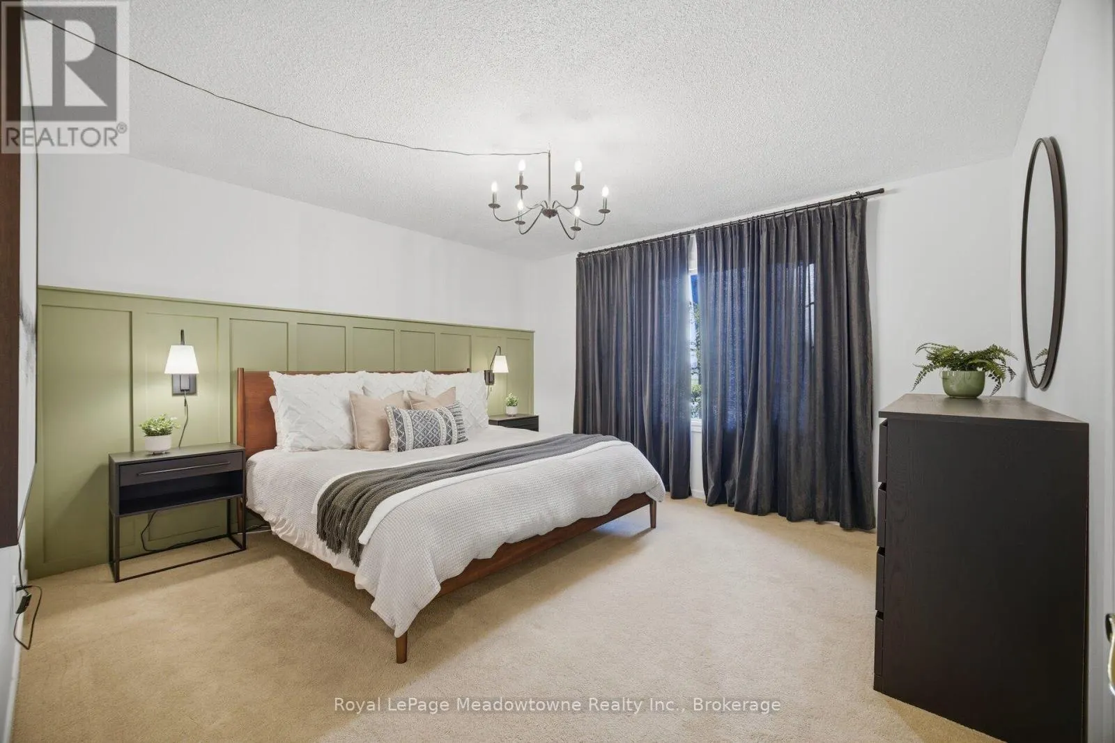 322 KINGSWAY PLACE