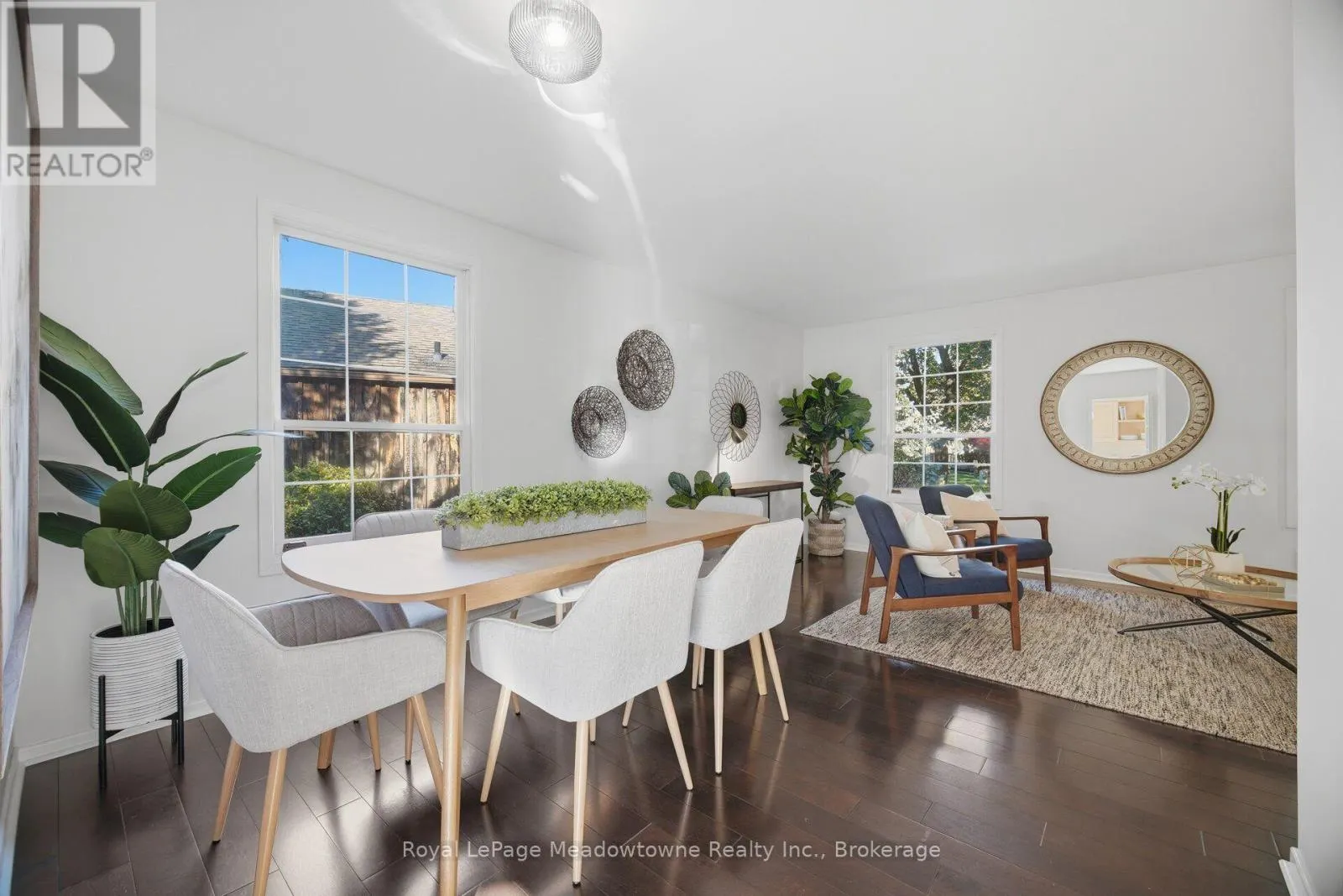 322 KINGSWAY PLACE