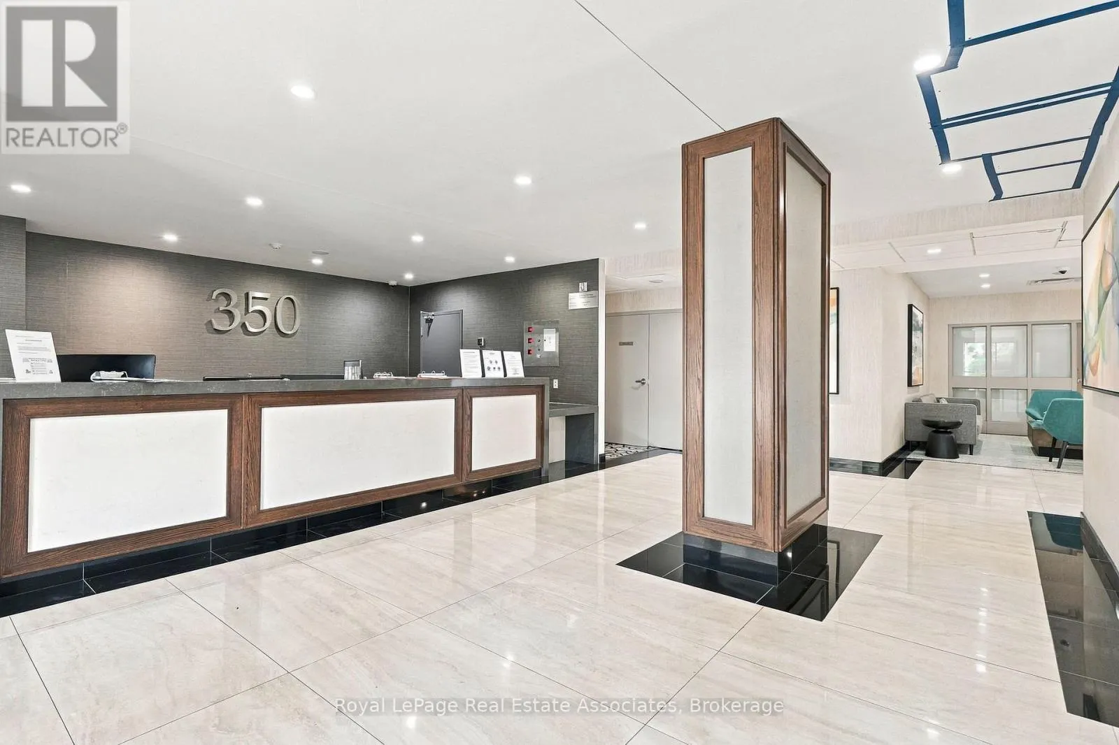 808 - 350 RATHBURN ROAD W