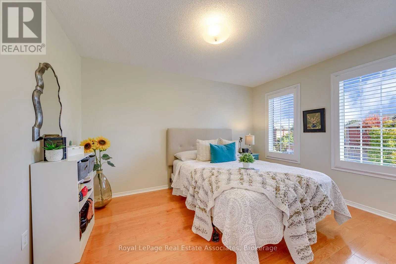 3781 WINDHAVEN DRIVE