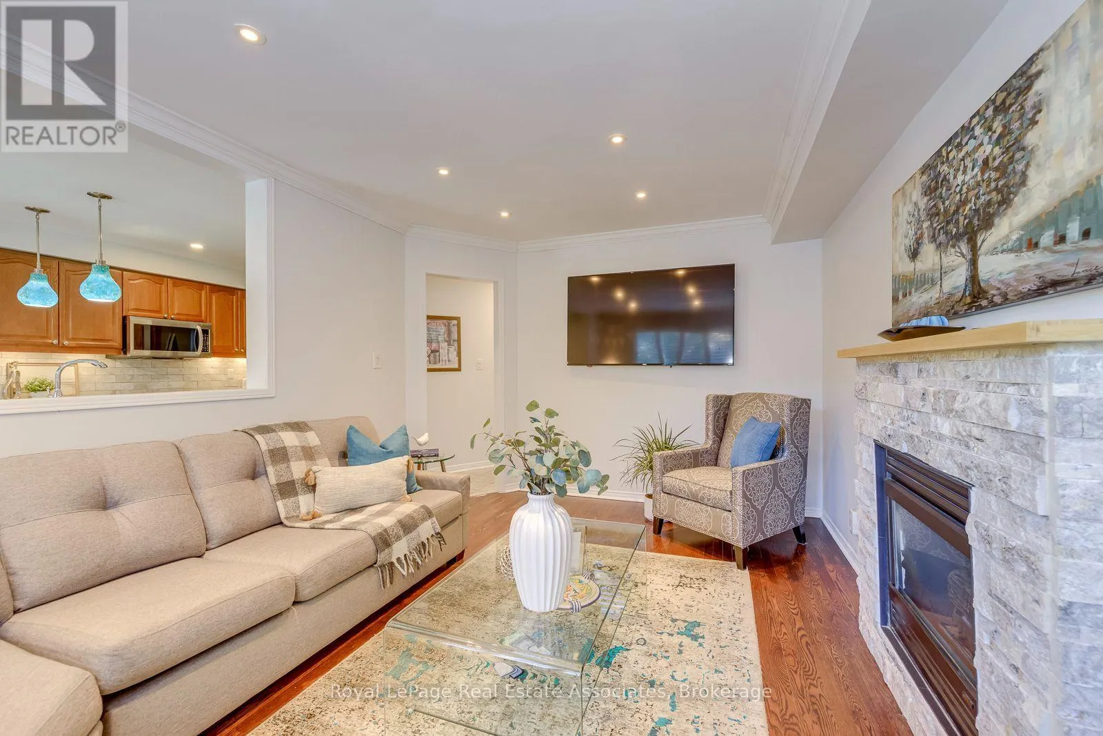 3781 WINDHAVEN DRIVE