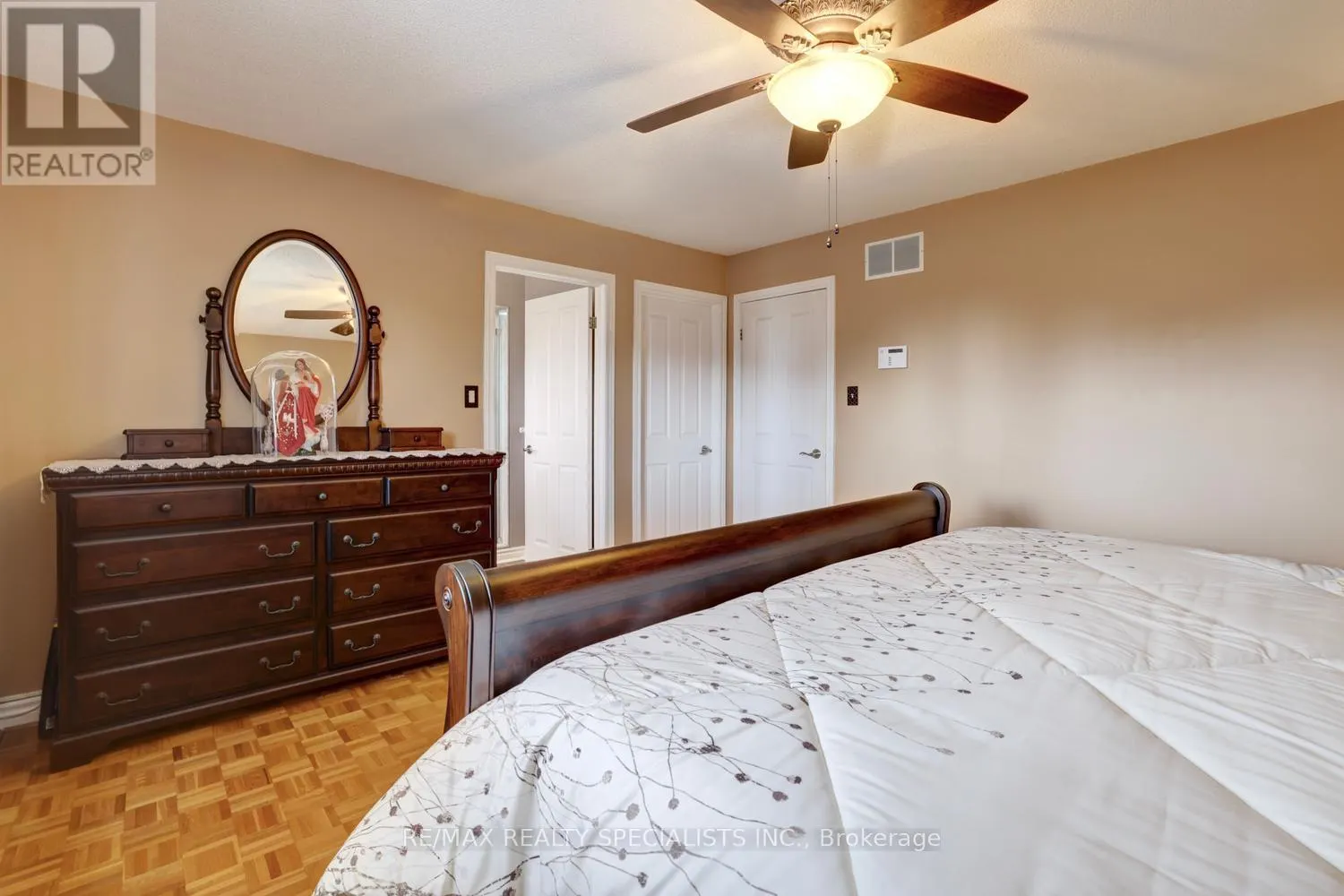 4464 WEEPING WILLOW DRIVE