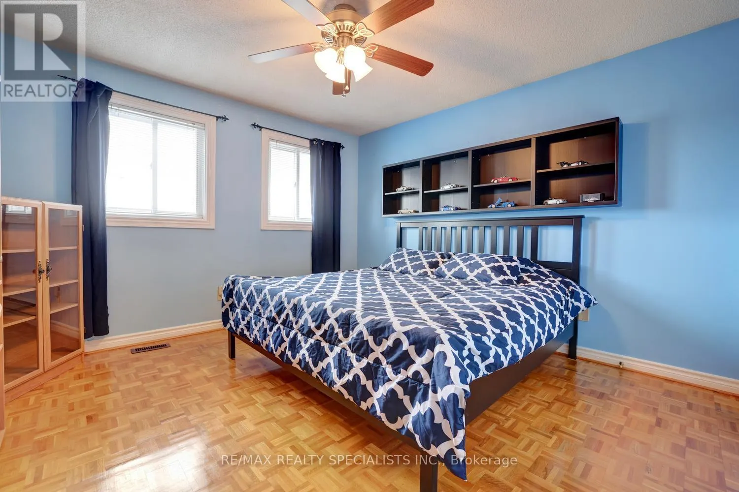 4464 WEEPING WILLOW DRIVE