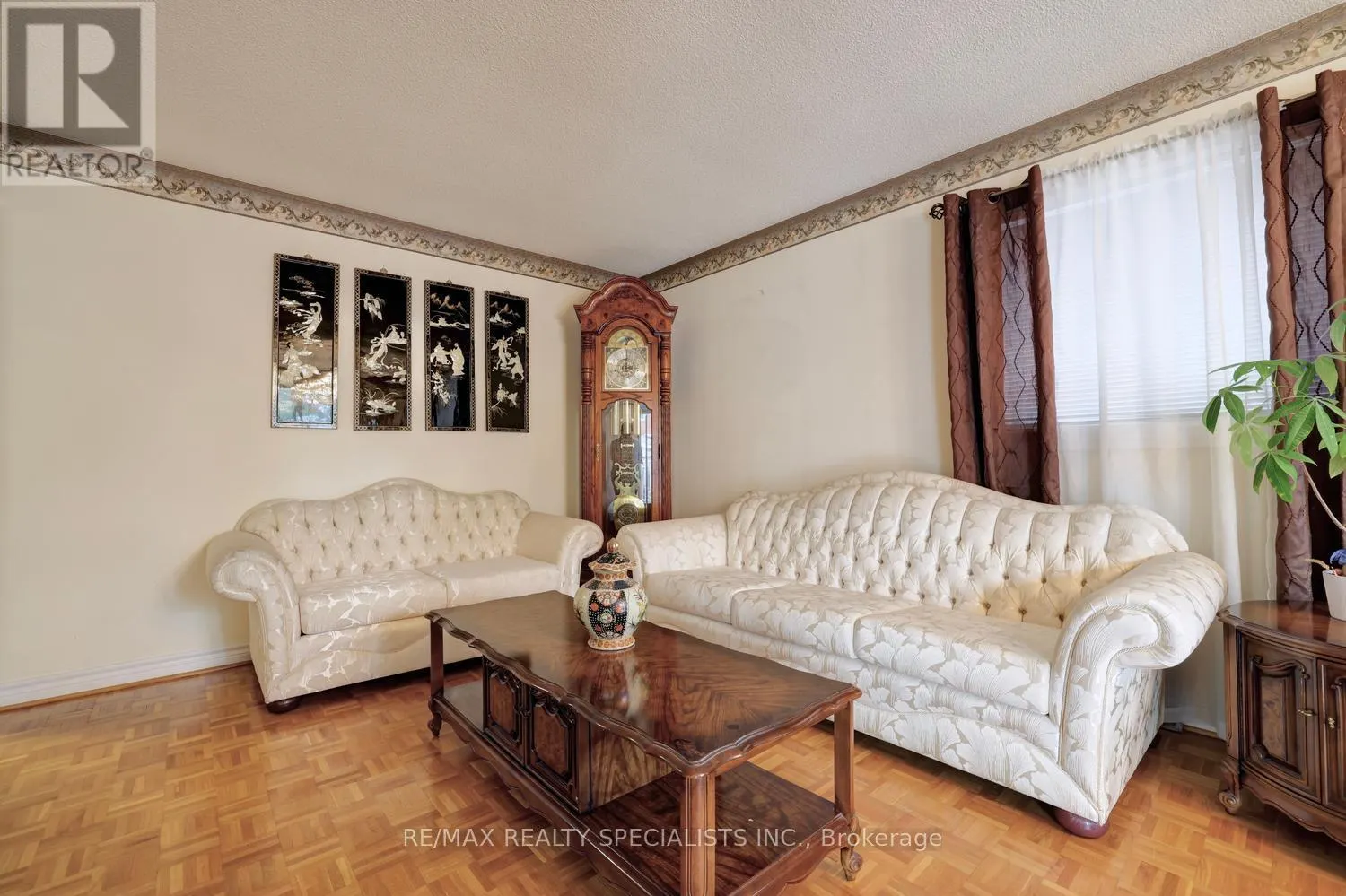 4464 WEEPING WILLOW DRIVE