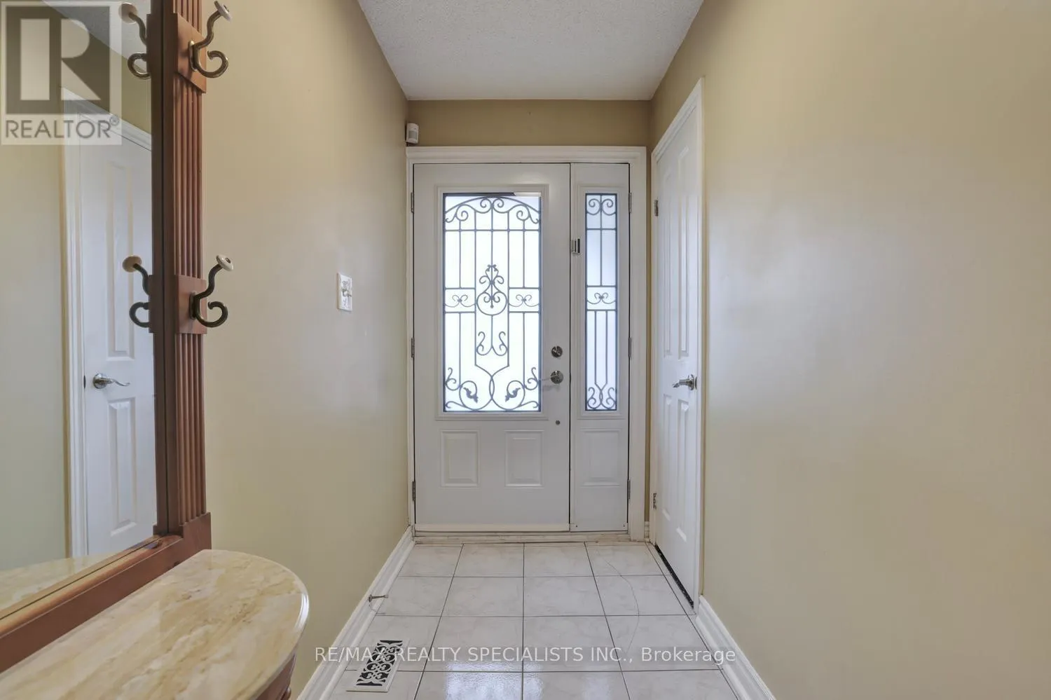 4464 WEEPING WILLOW DRIVE