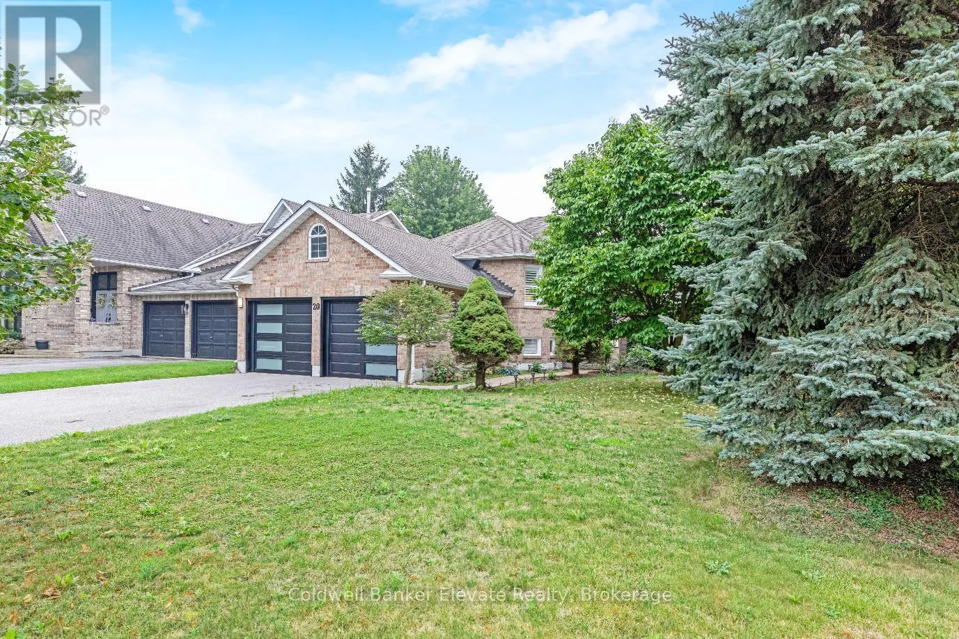 20 RUDDELL CRESCENT