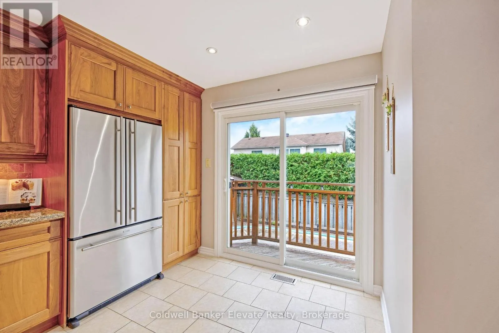 20 RUDDELL CRESCENT