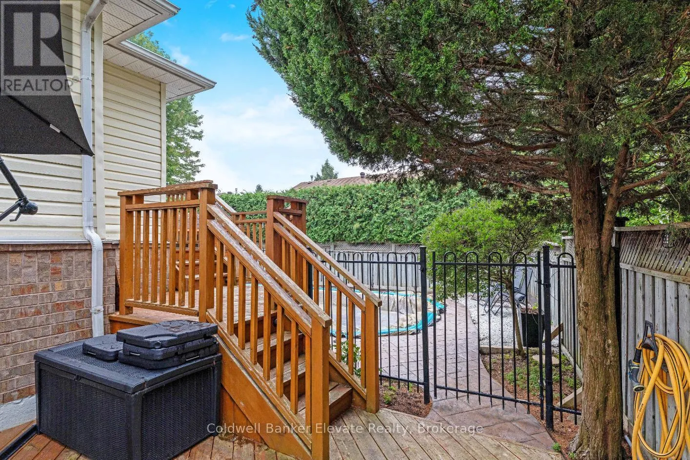 20 RUDDELL CRESCENT