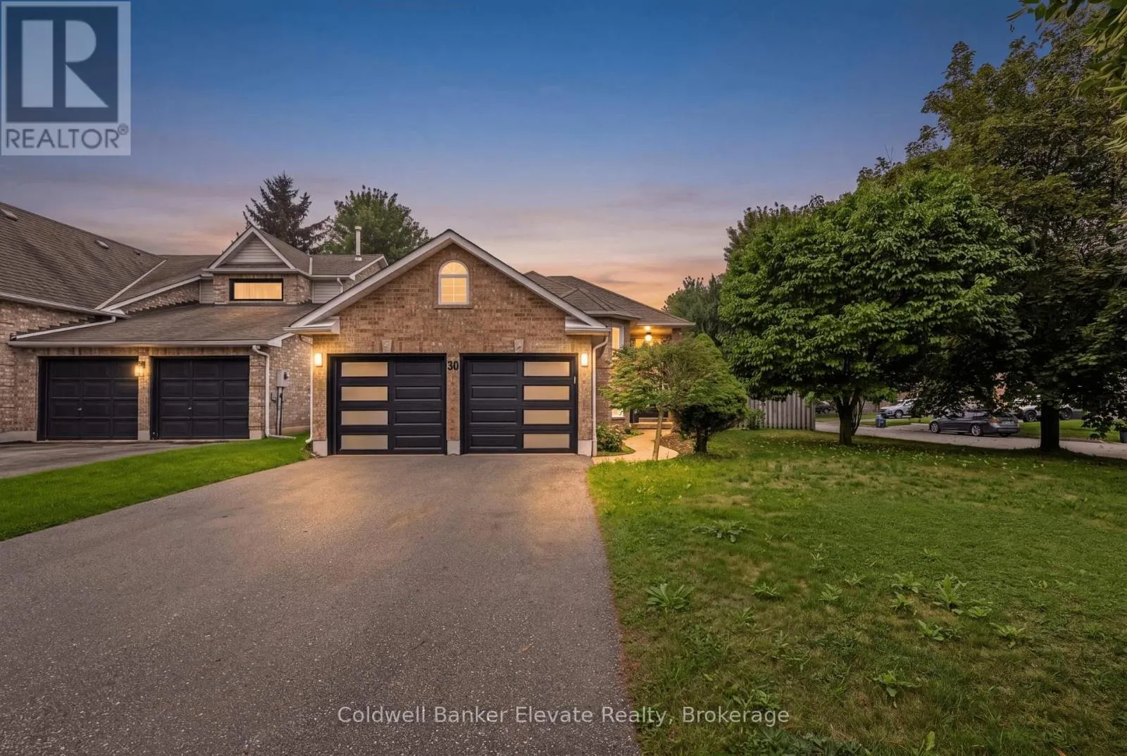 20 RUDDELL CRESCENT