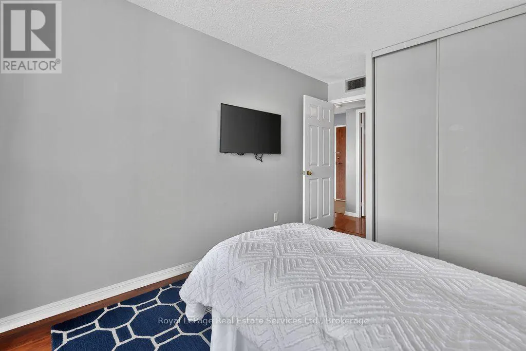1105 - 1240 MARLBOROUGH COURT #1105