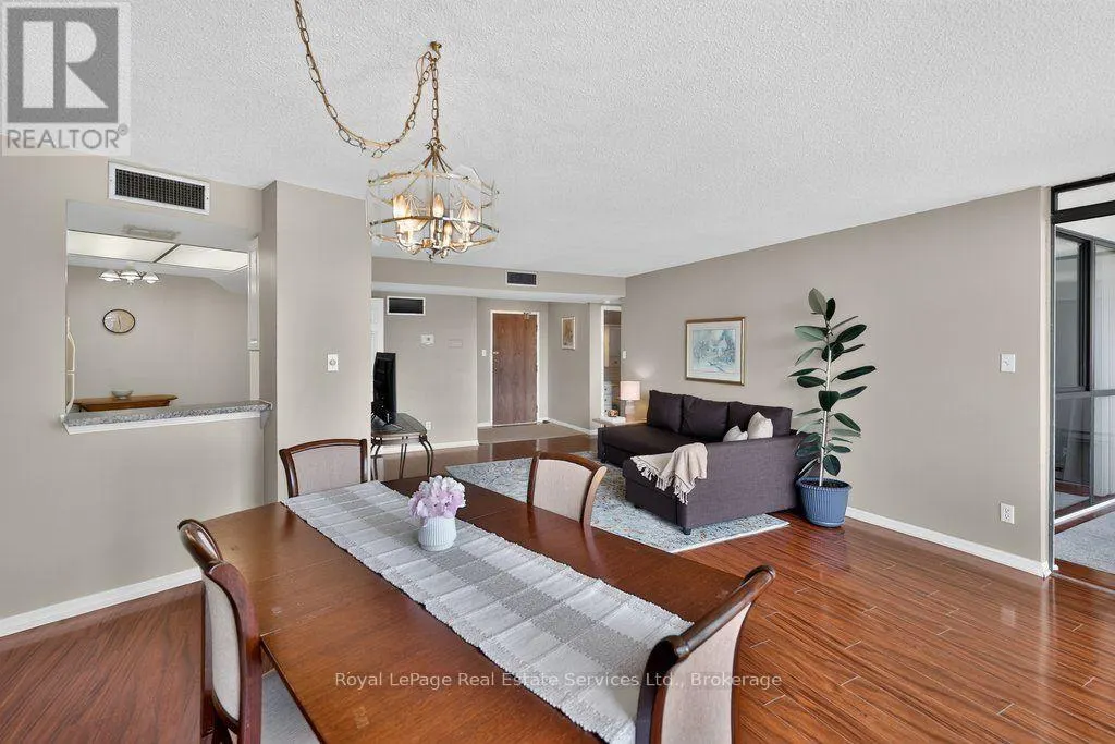 1105 - 1240 MARLBOROUGH COURT #1105