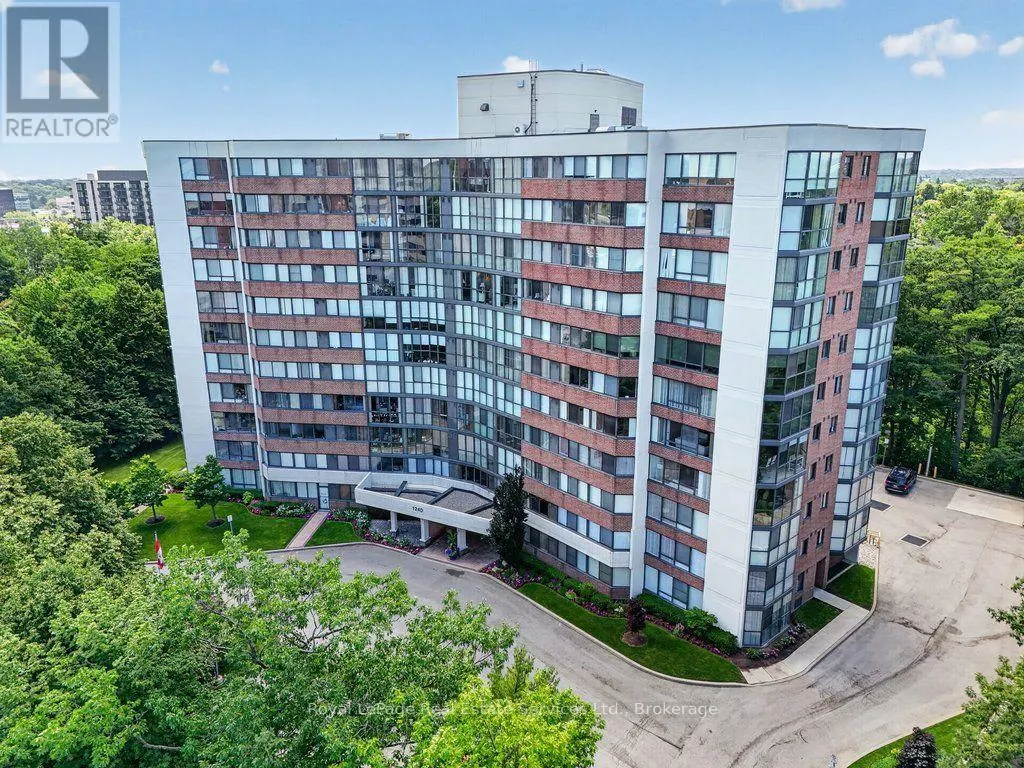 1105 - 1240 MARLBOROUGH COURT #1105