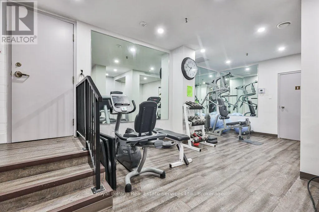 1105 - 1240 MARLBOROUGH COURT #1105