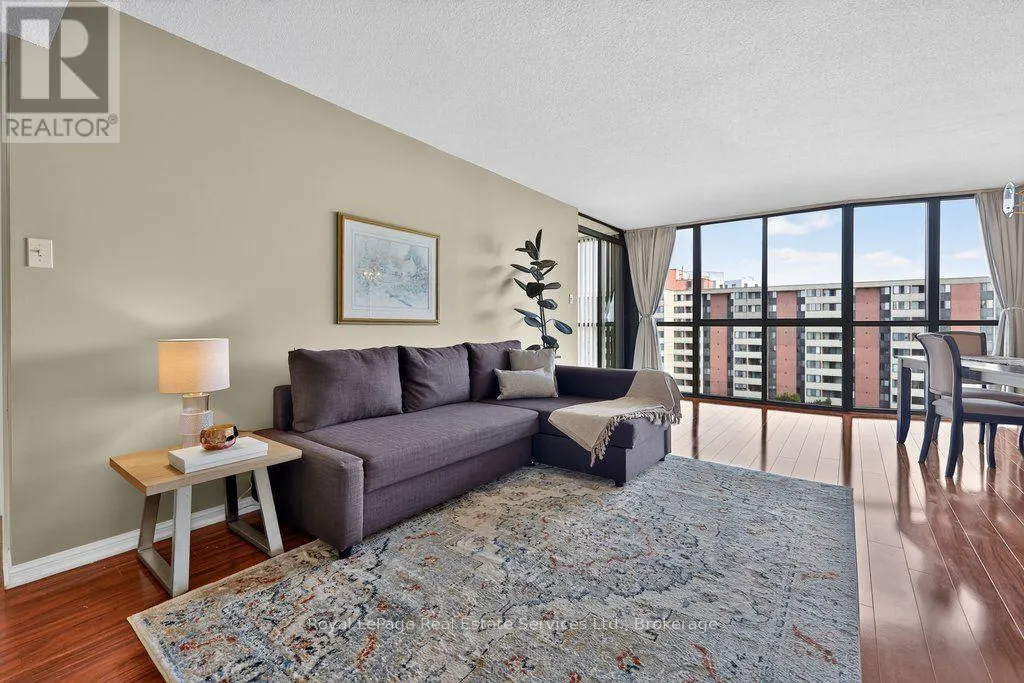 1105 - 1240 MARLBOROUGH COURT #1105