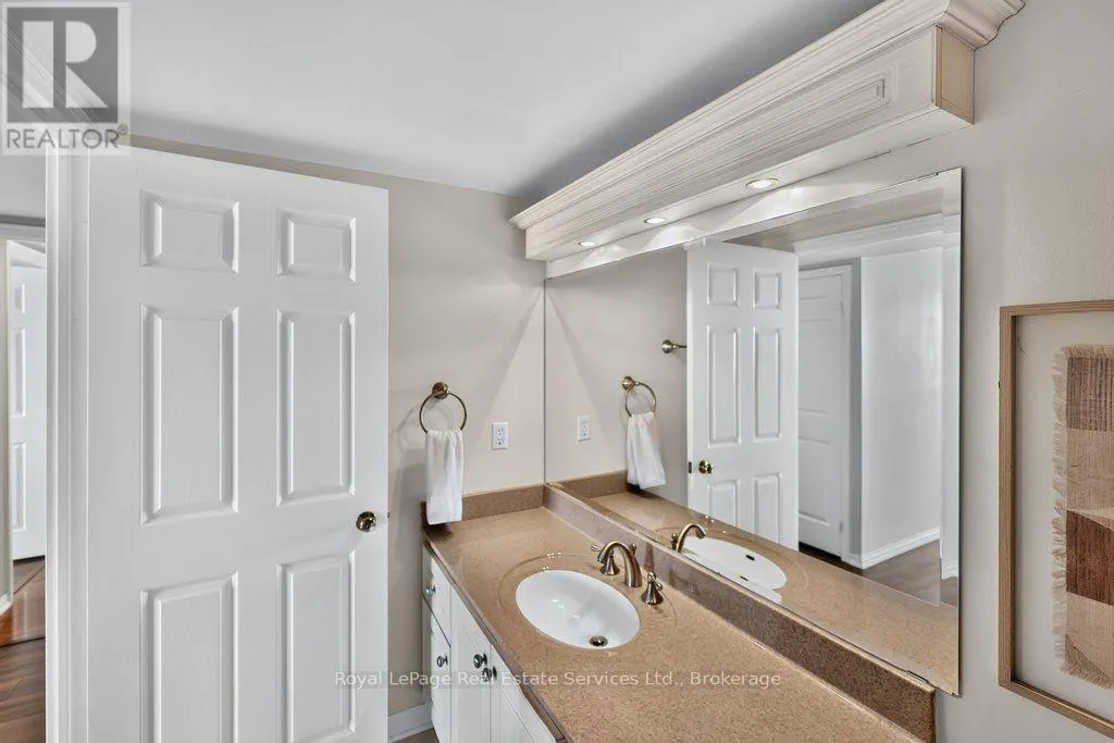 1105 - 1240 MARLBOROUGH COURT #1105