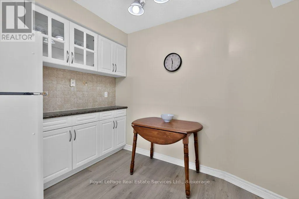 1105 - 1240 MARLBOROUGH COURT #1105