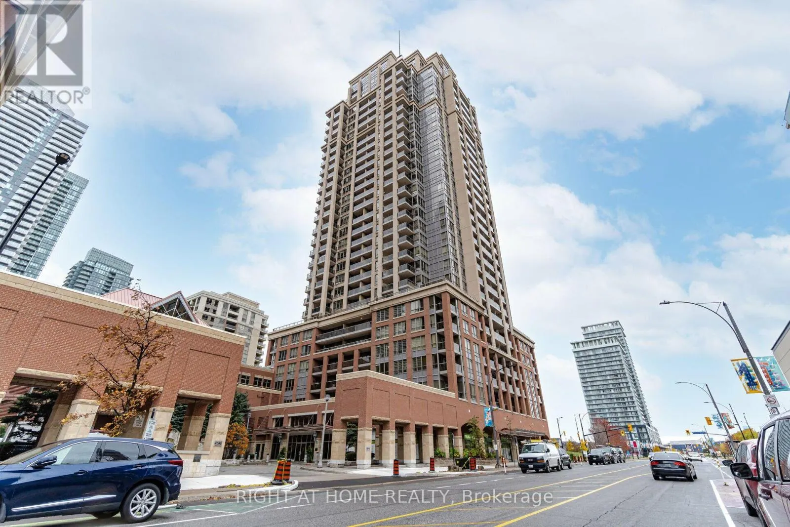 2109 - 4090 LIVING ARTS DRIVE