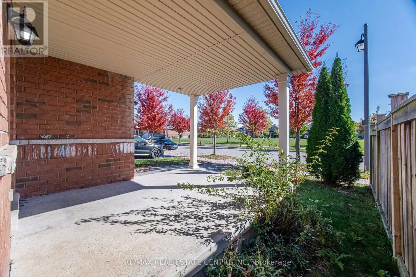 1323 MENEFY PLACE