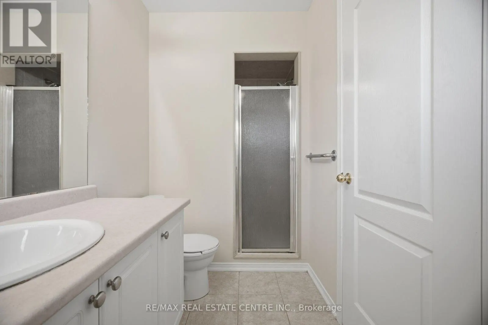 1323 MENEFY PLACE