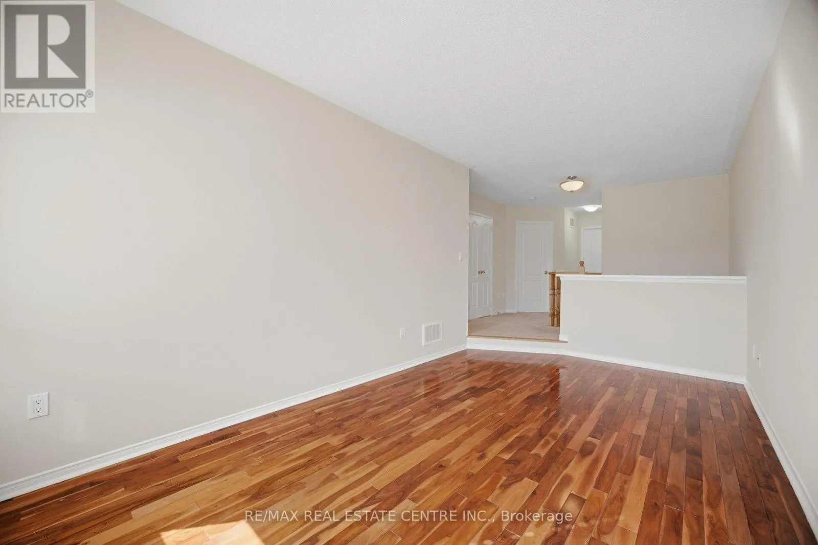 1323 MENEFY PLACE
